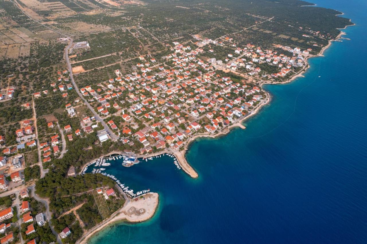 Apartments By The Sea Mandre, Pag - 4092 Kolan Dış mekan fotoğraf